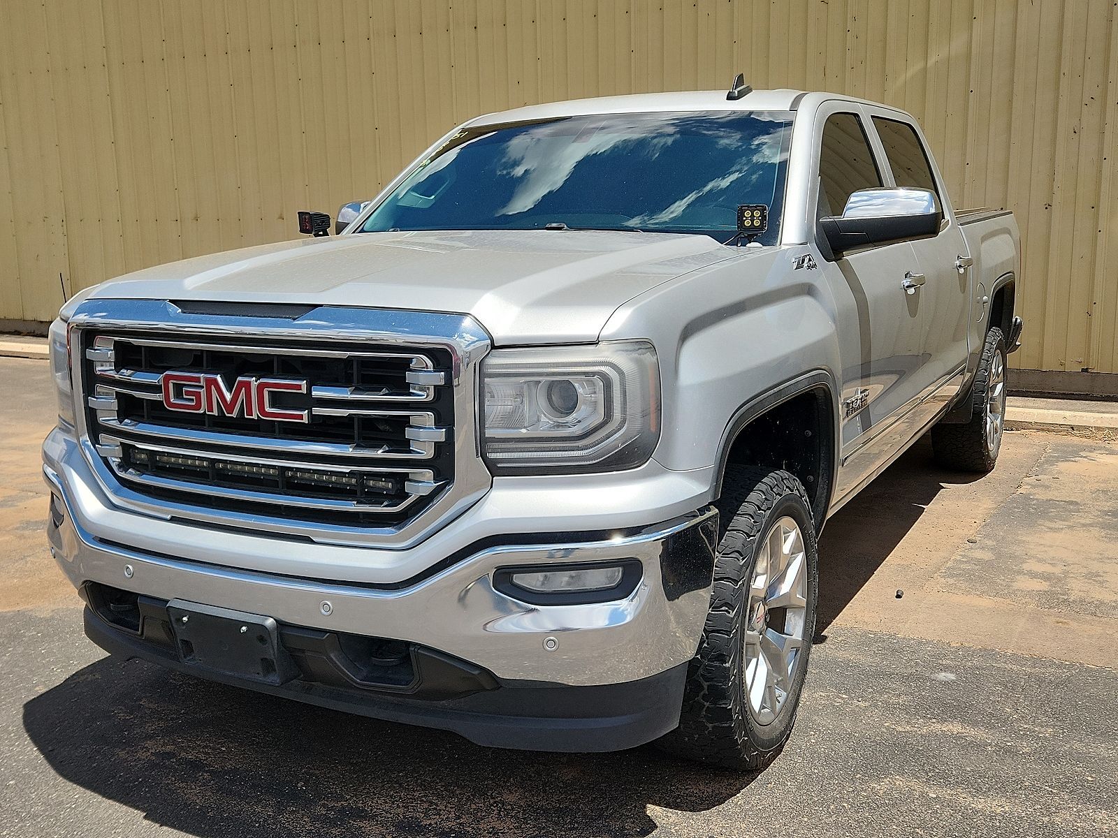 2017 GMC Sierra