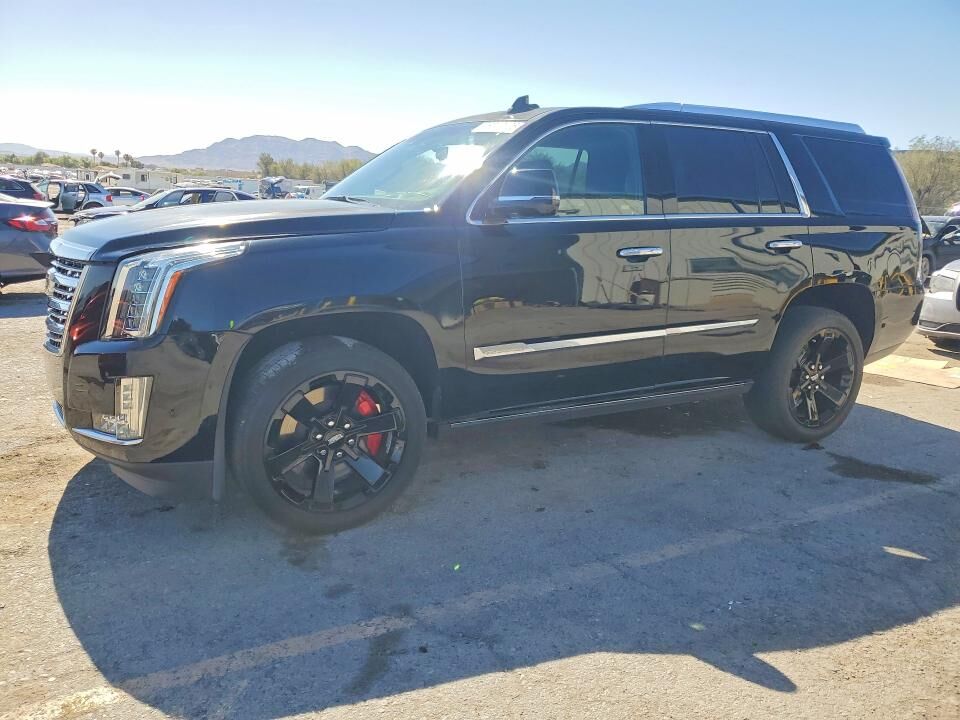 2017 CADILLAC Escalade