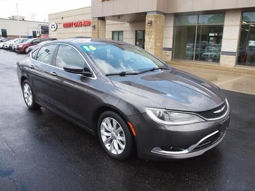 2016 CHRYSLER 200
