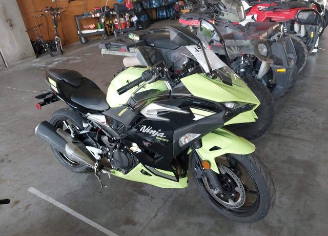 2026 KAWASAKI Ninja