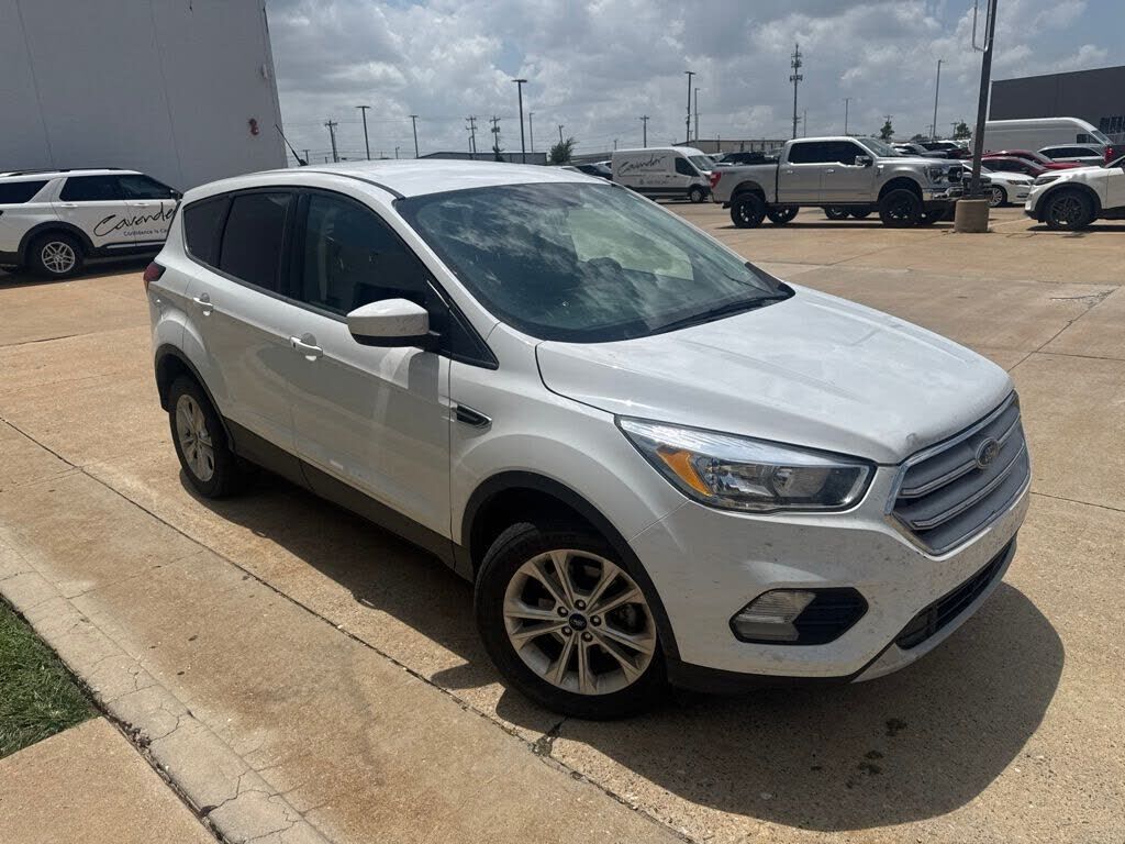 2019 FORD Escape
