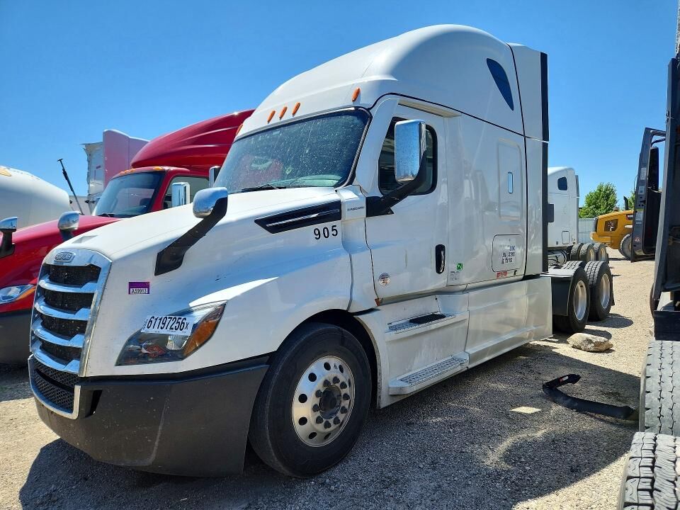 2021 FREIGHTLINER New Cascadia 126" Sleepercab