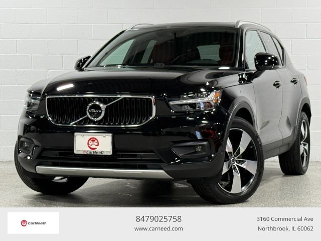 2019 VOLVO XC40