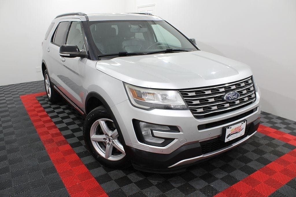 2017 FORD Explorer
