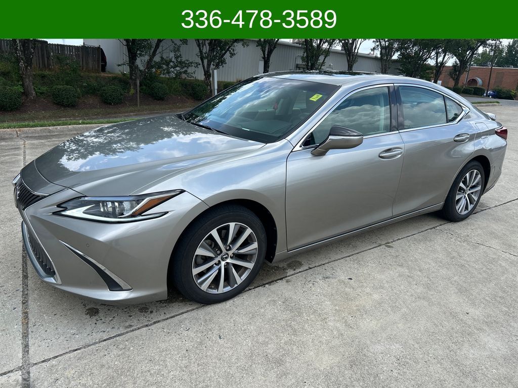 2021 LEXUS ES