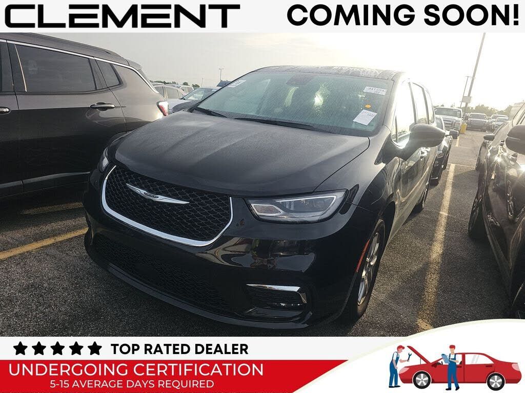 2023 CHRYSLER Pacifica