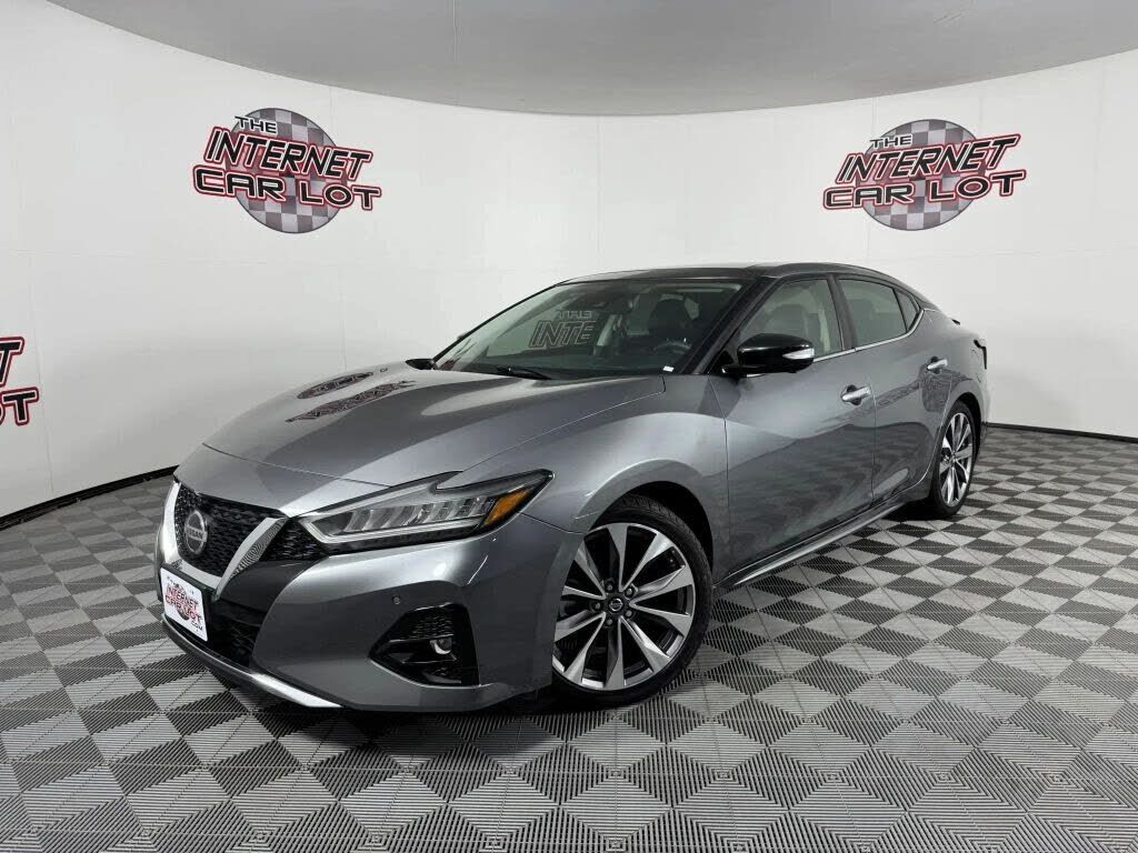 2022 NISSAN Maxima