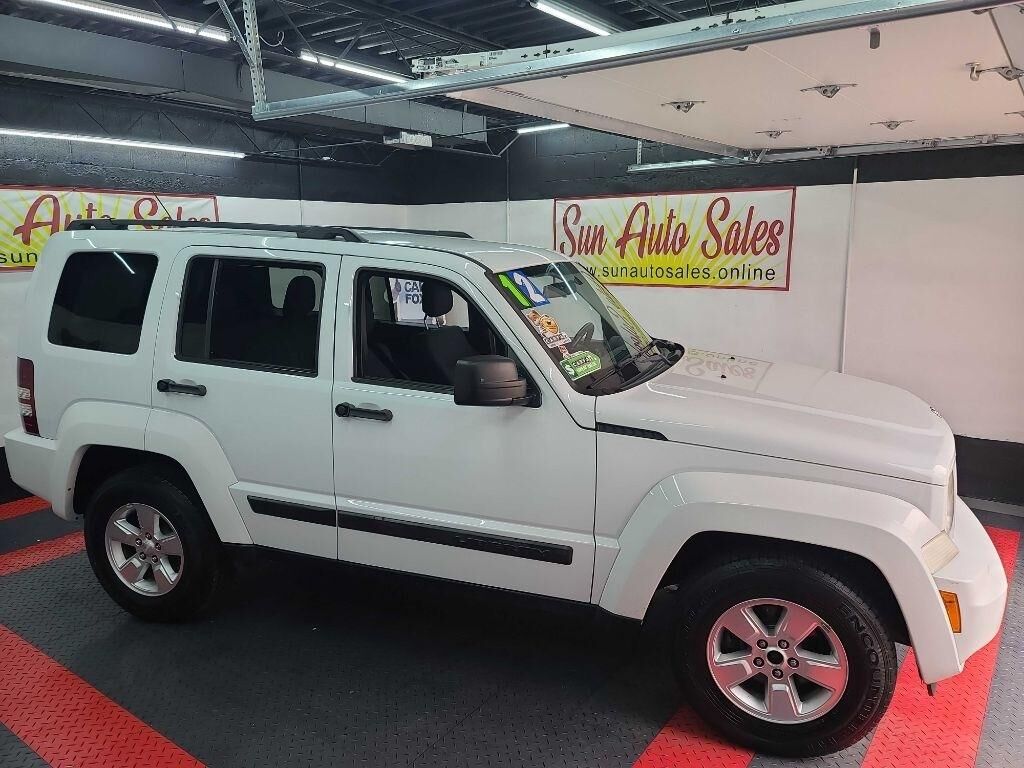 2012 JEEP Liberty