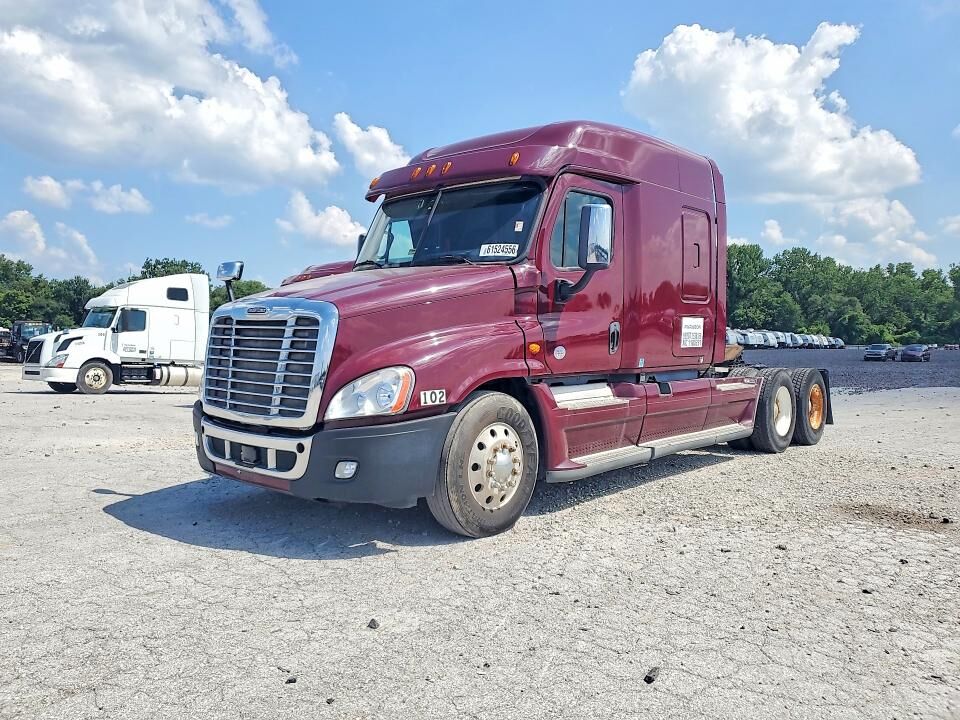 2016 FREIGHTLINER Cascadia