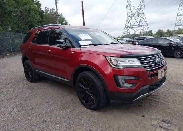 2017 FORD Explorer
