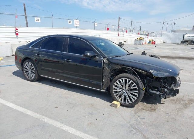 2015 AUDI A8
