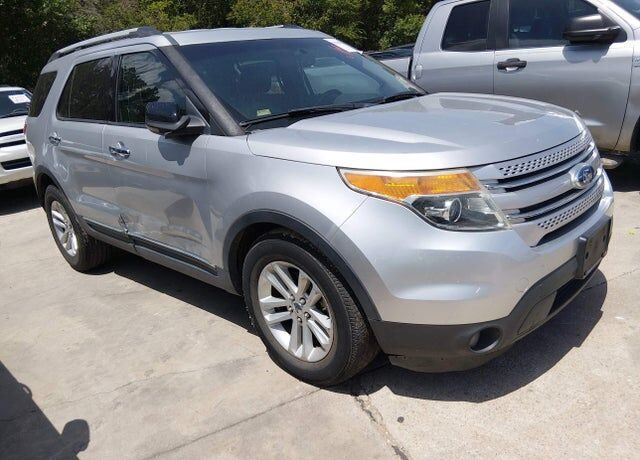 2011 FORD Explorer