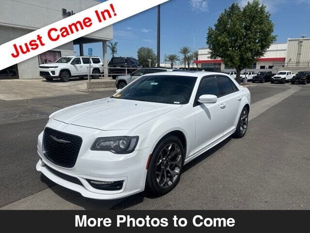 2018 CHRYSLER 300