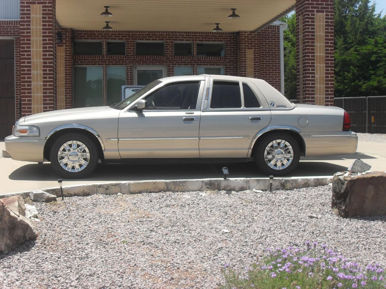 2006 MERCURY Grand Marquis