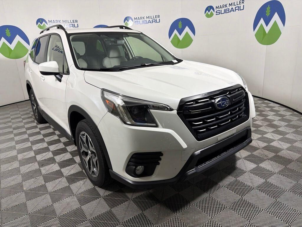 2023 SUBARU Forester