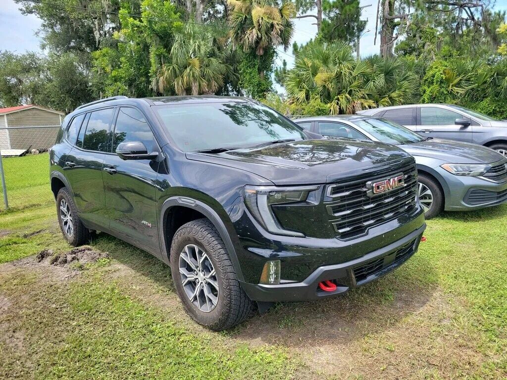 2026 GMC Acadia