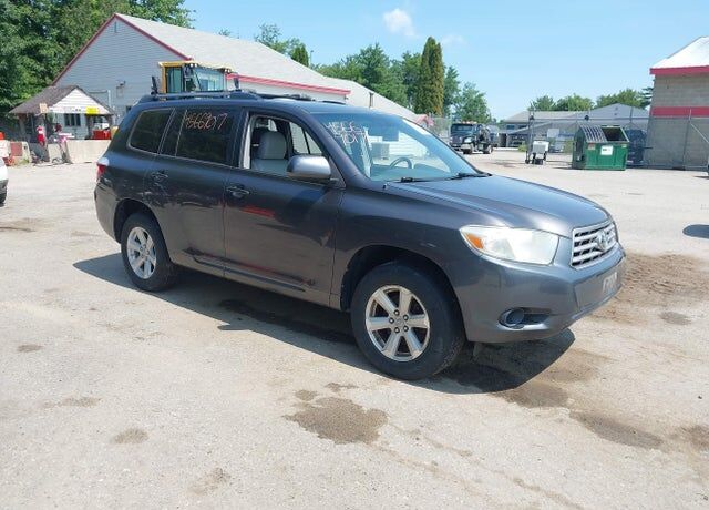 2010 TOYOTA Highlander
