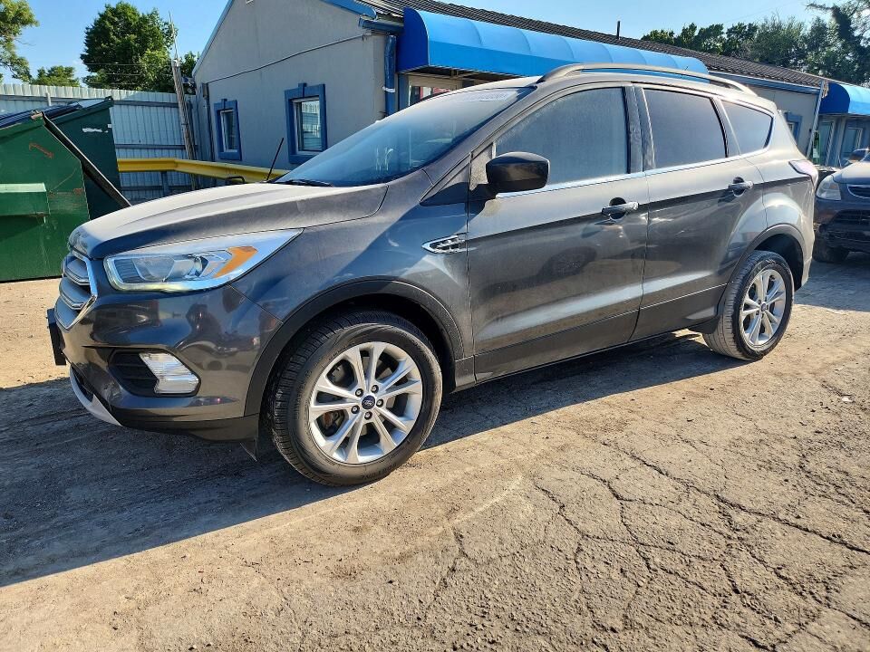 2017 FORD Escape