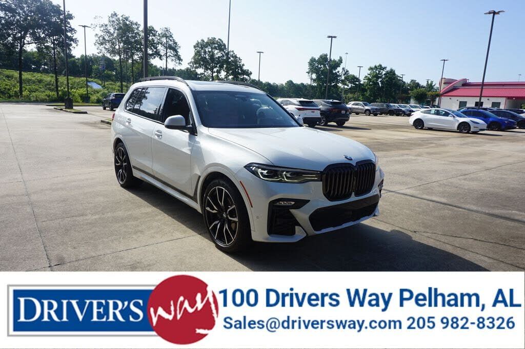 2022 BMW X7