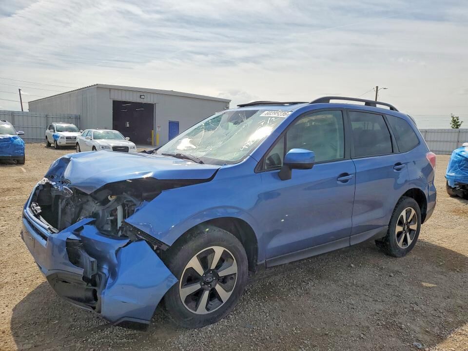2017 SUBARU Forester