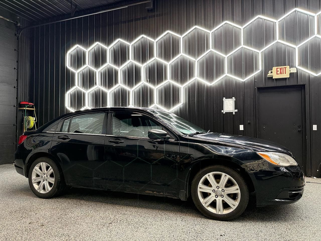 2013 CHRYSLER 200