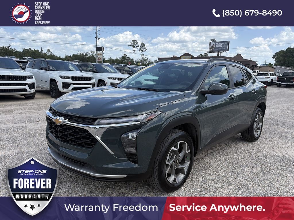 2025 CHEVROLET Trax