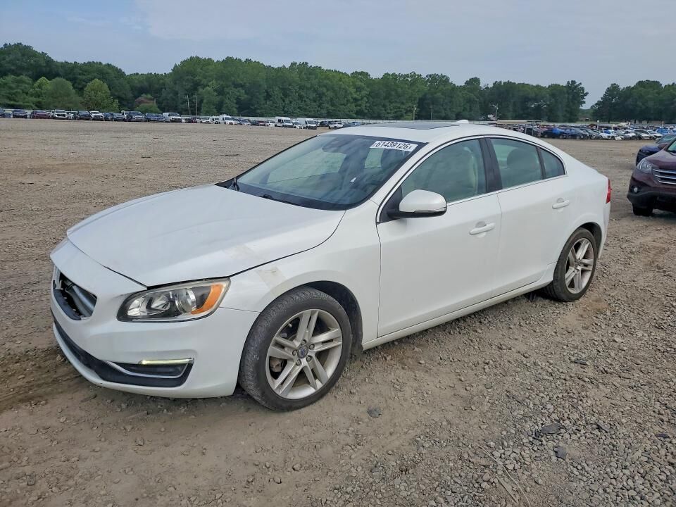 2015 VOLVO S60