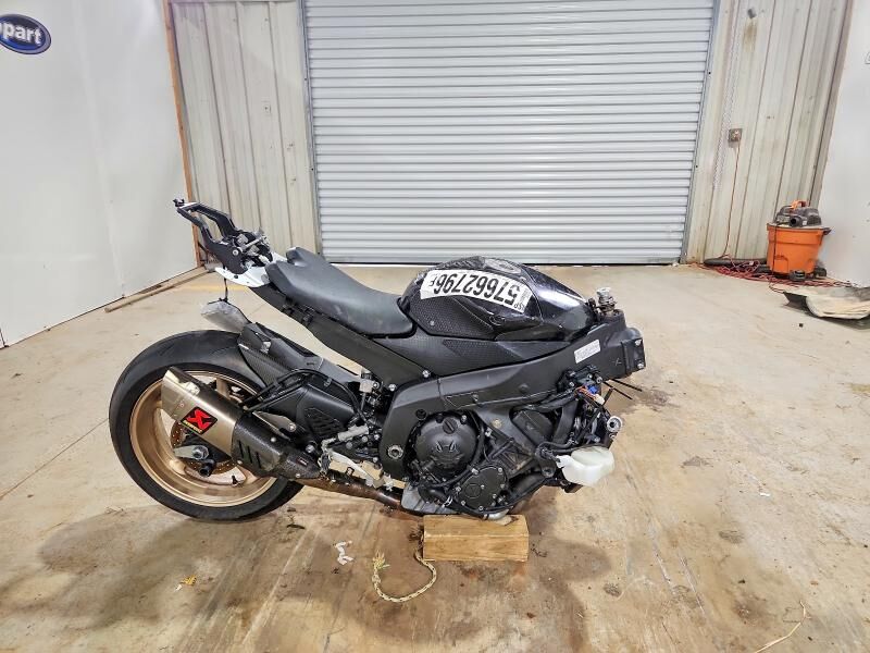 2016 YAMAHA YZF