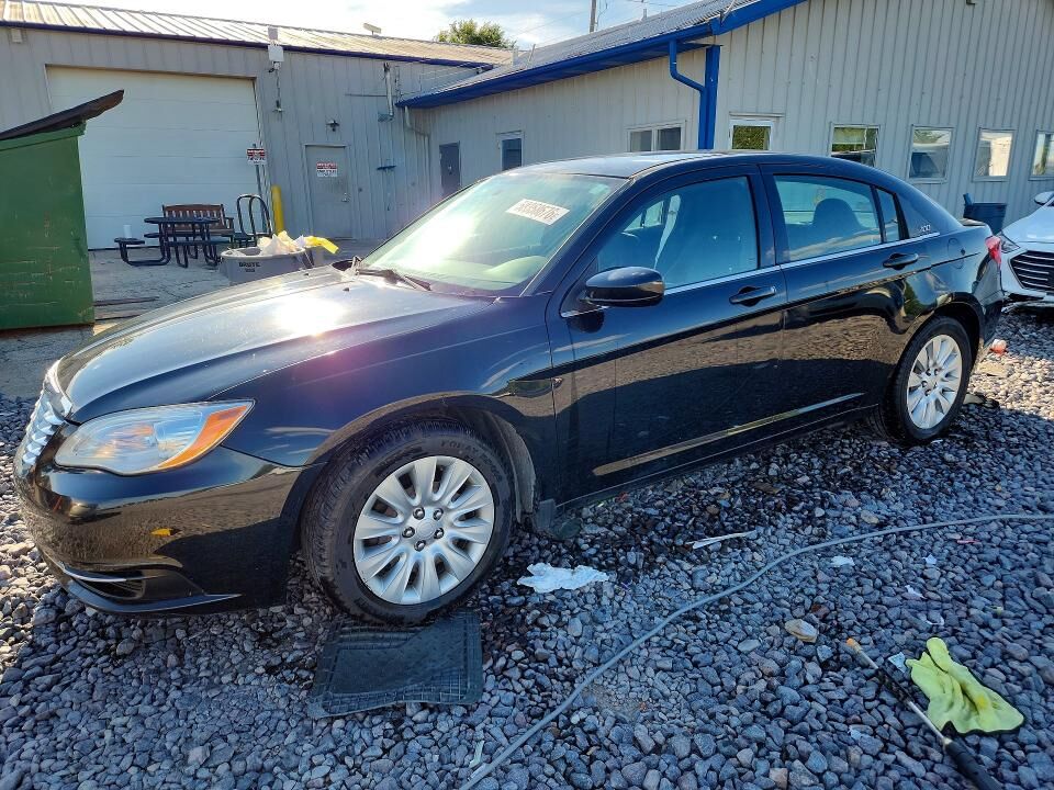 2014 CHRYSLER 200