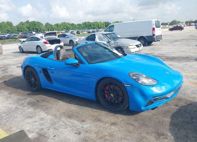 2023 PORSCHE 718