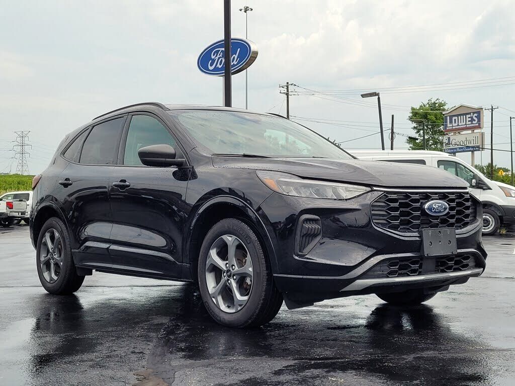 2023 FORD Escape
