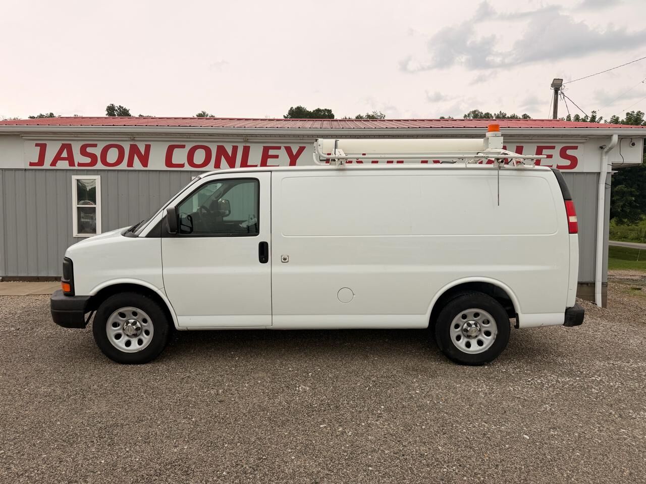 2013 CHEVROLET Express