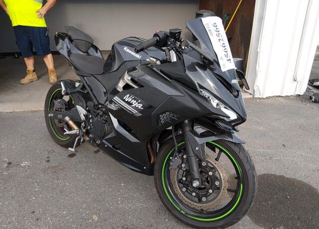 2022 KAWASAKI Ninja