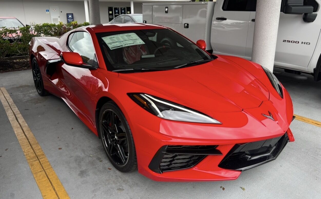 2024 CHEVROLET Corvette