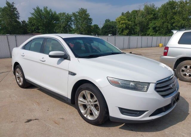 2013 FORD Taurus