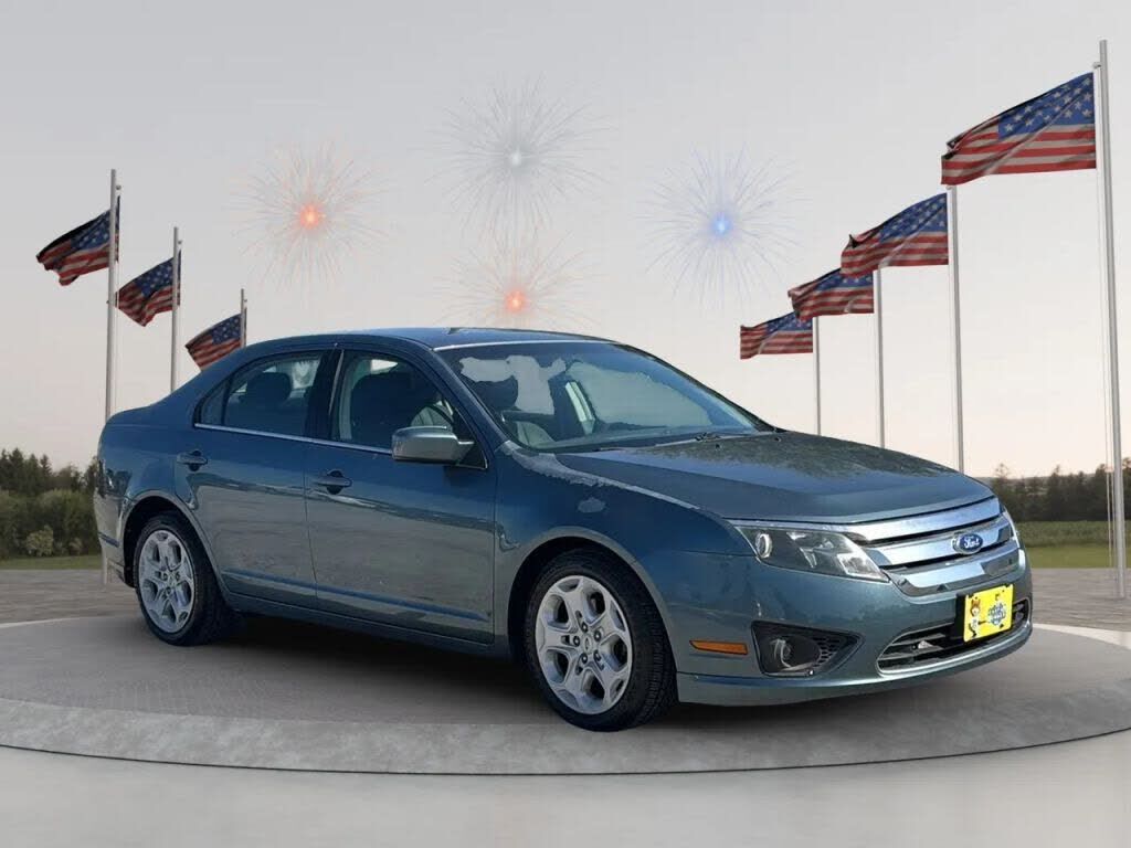 2011 FORD Fusion