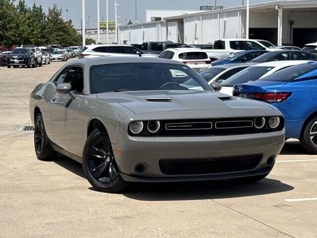 2017 DODGE Challenger
