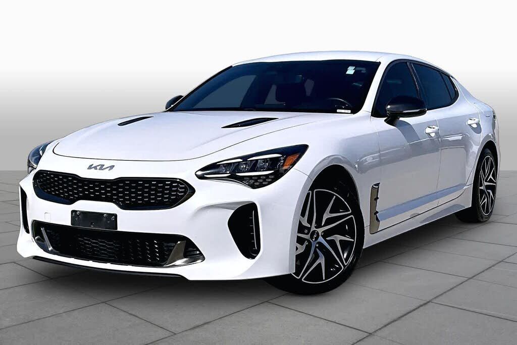 2022 KIA Stinger