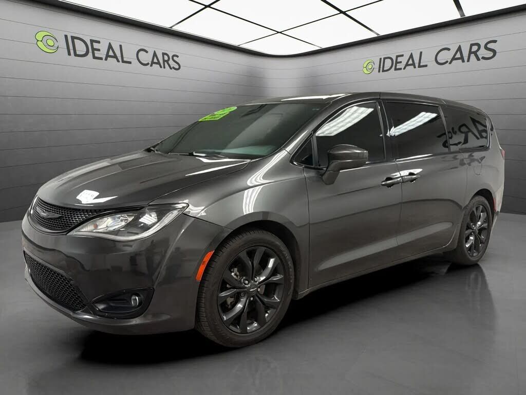 2020 CHRYSLER Pacifica