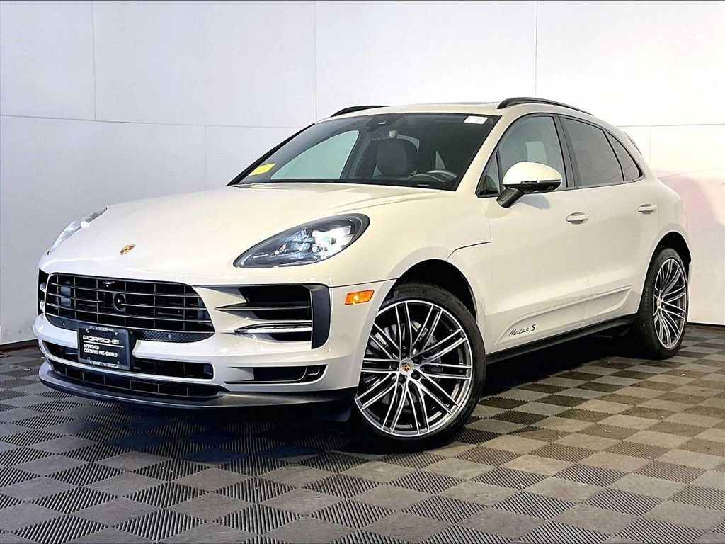 2021 PORSCHE Macan