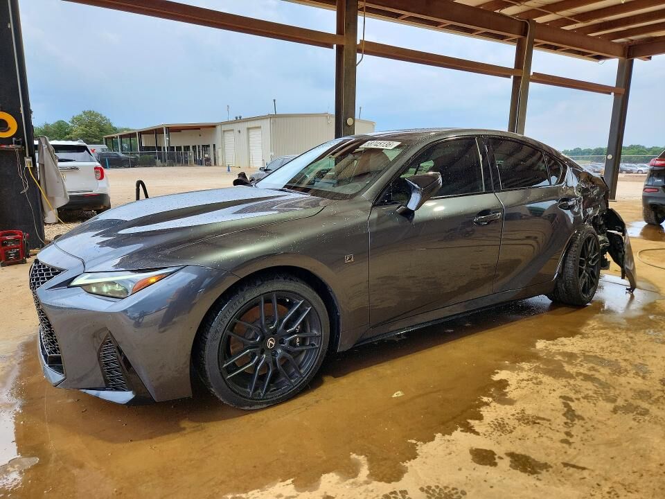 2024 LEXUS IS