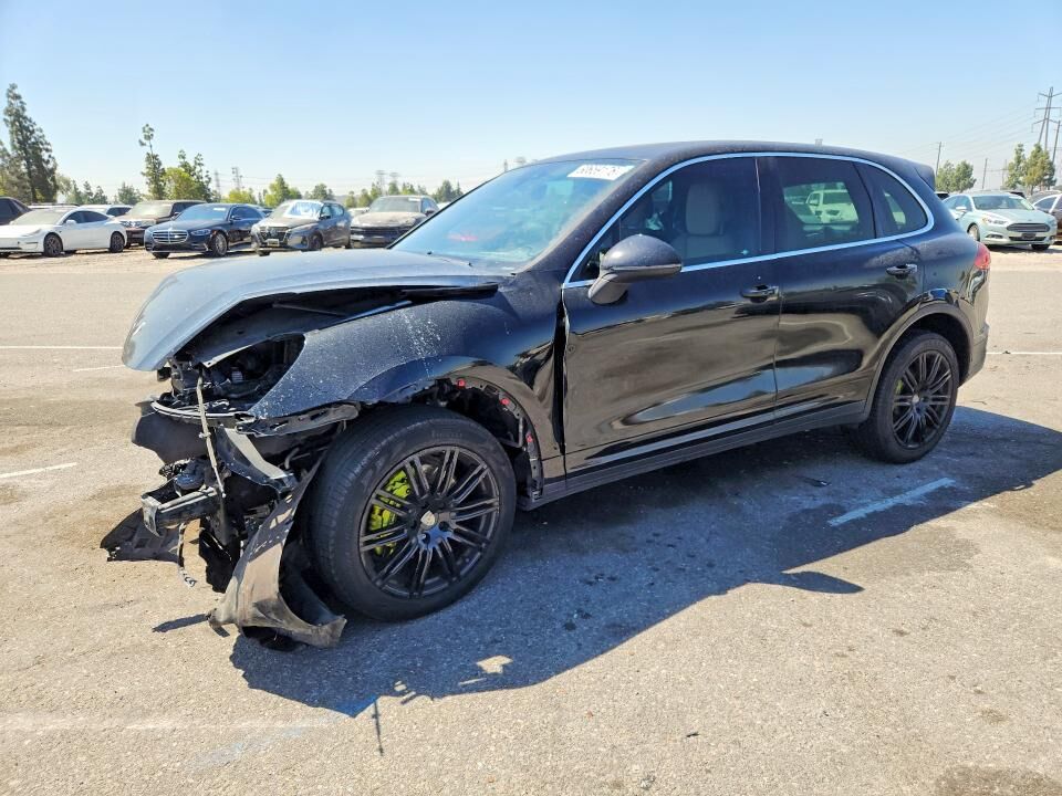 2016 PORSCHE Cayenne