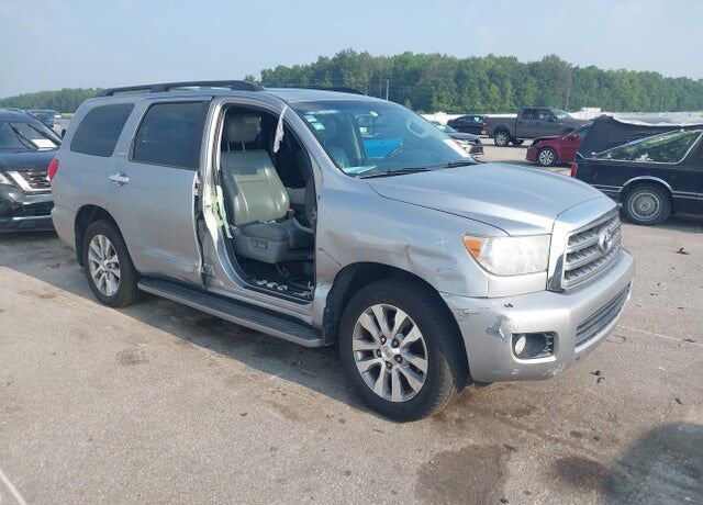 2014 TOYOTA Sequoia