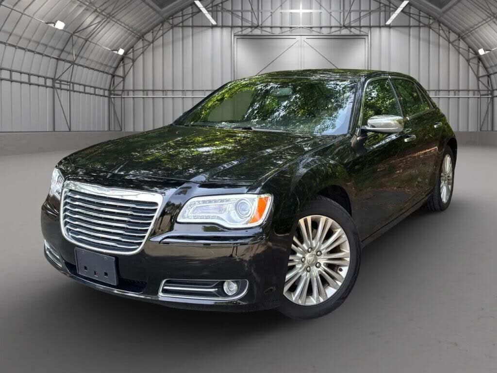 2013 CHRYSLER 300