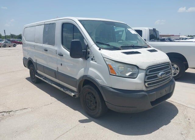 2015 FORD Transit
