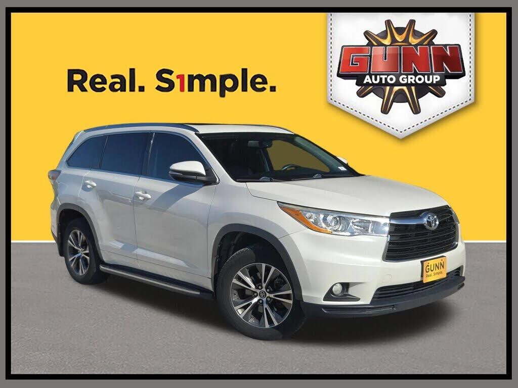 2016 TOYOTA Highlander