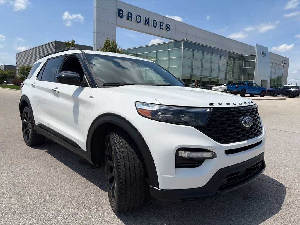2024 FORD Explorer