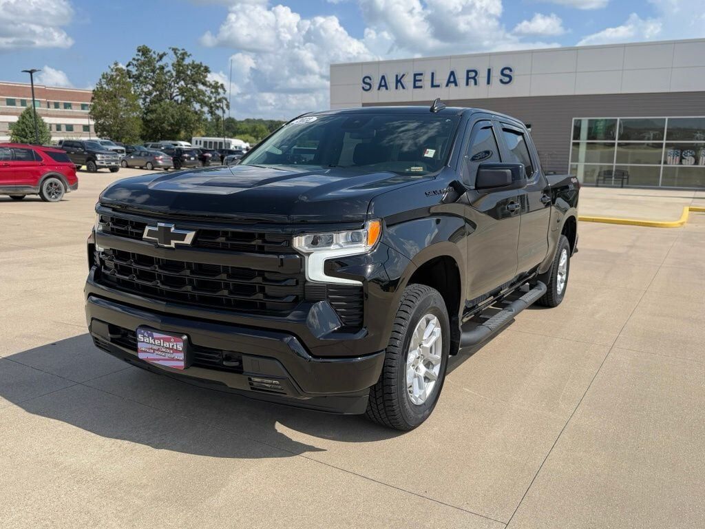 2023 CHEVROLET Silverado