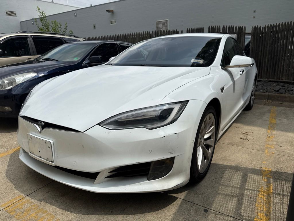 2016 TESLA Model S