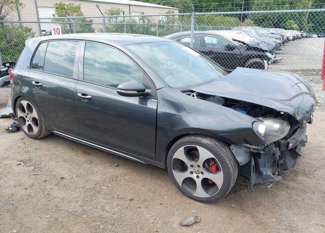 2011 VOLKSWAGEN GTI